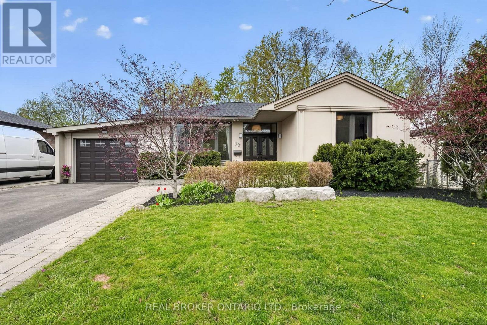72 MORGON AVENUE, Mississauga, Ontario