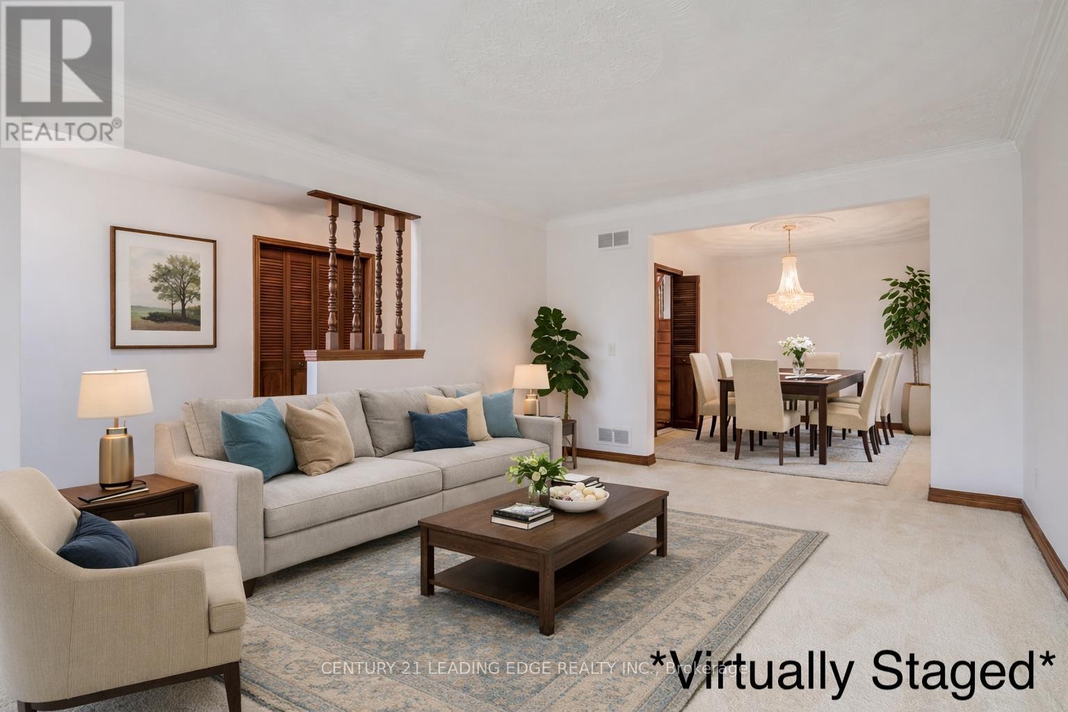 704 Hillman Crescent, Mississauga, Ontario  L4Y 2J2 - Photo 4 - W13097170