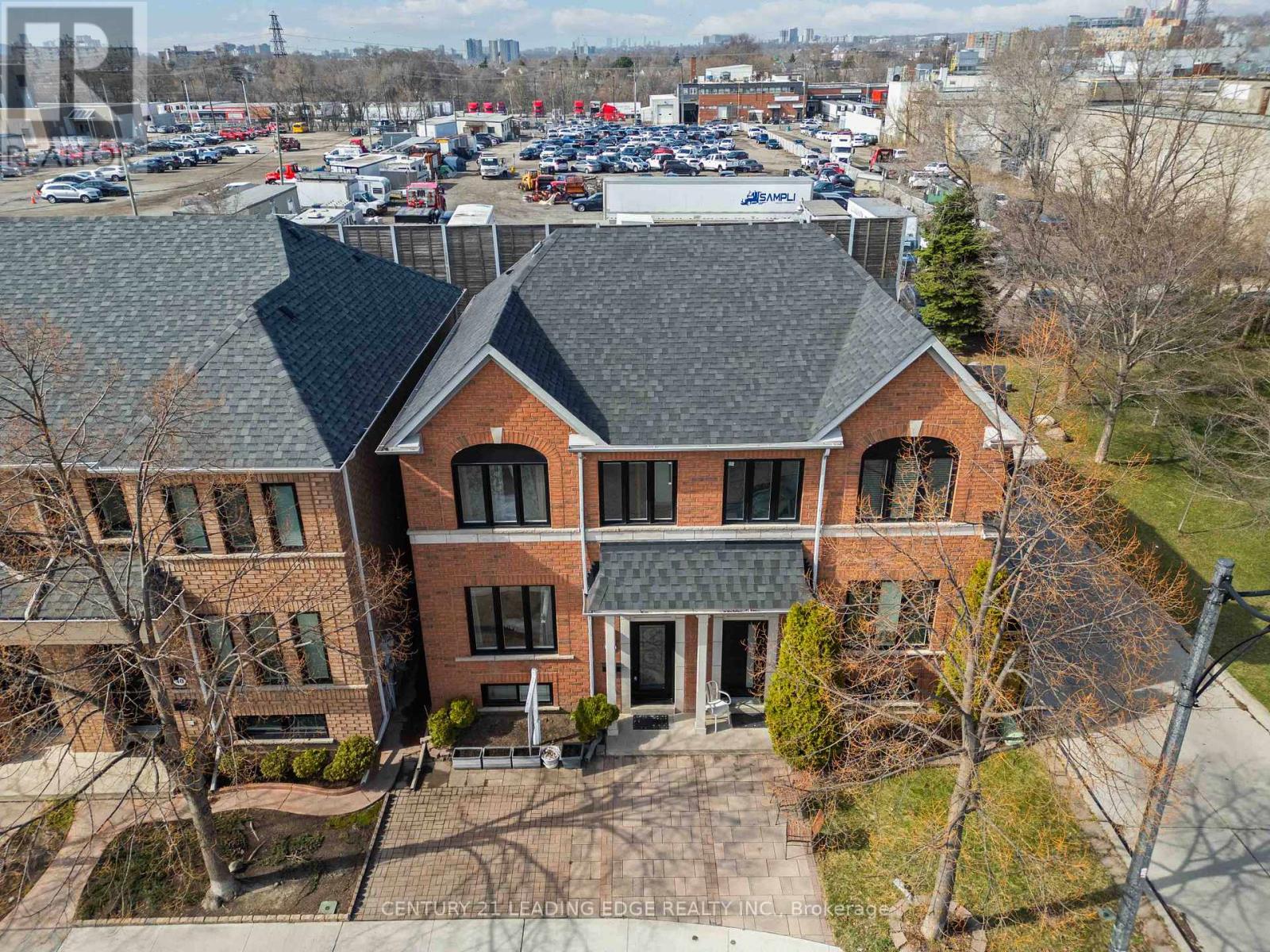 38 Viella Street, Toronto, Ontario  M6N 5C8 - Photo 43 - W13097244