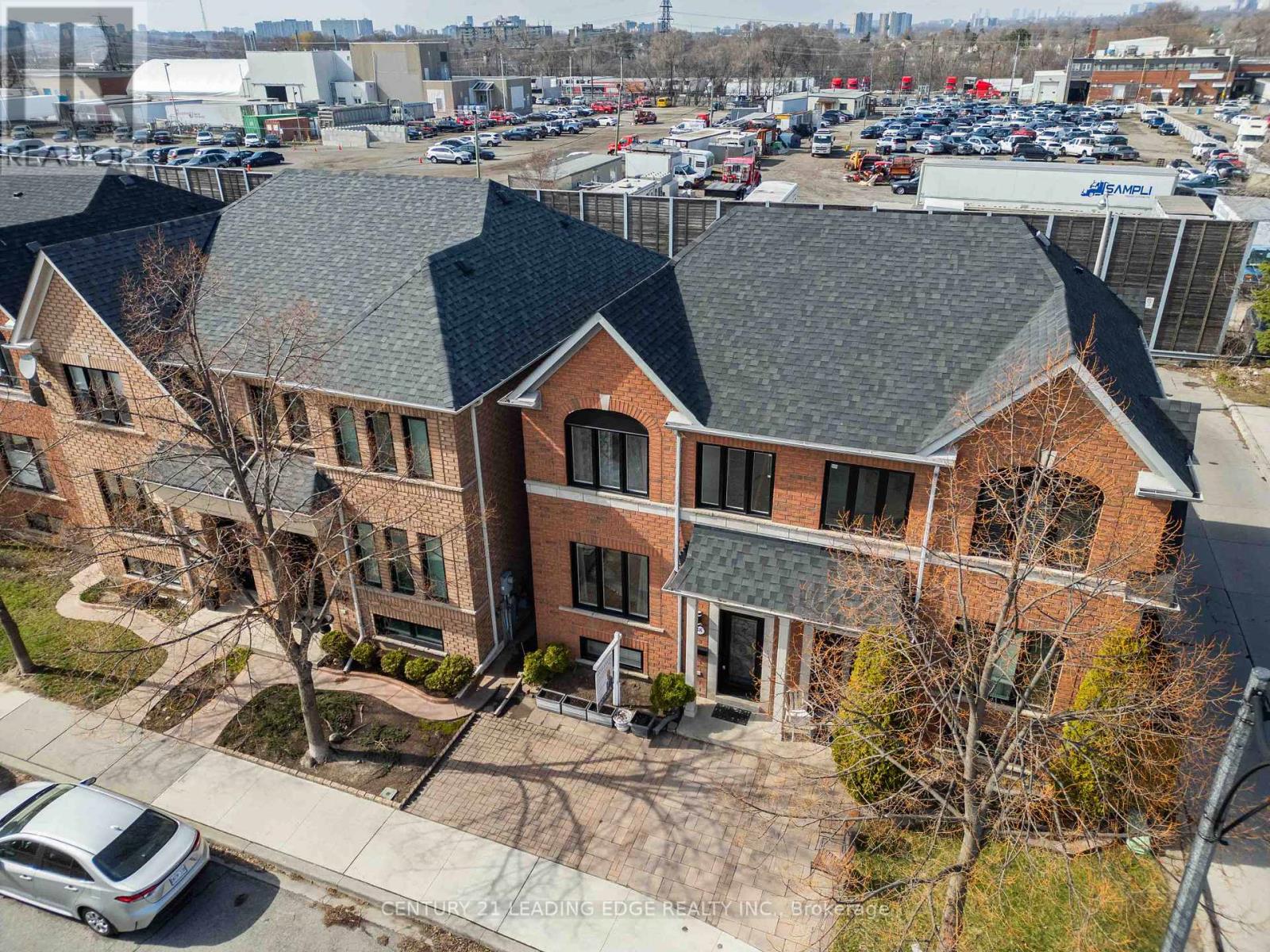 38 Viella Street, Toronto, Ontario  M6N 5C8 - Photo 44 - W13097244