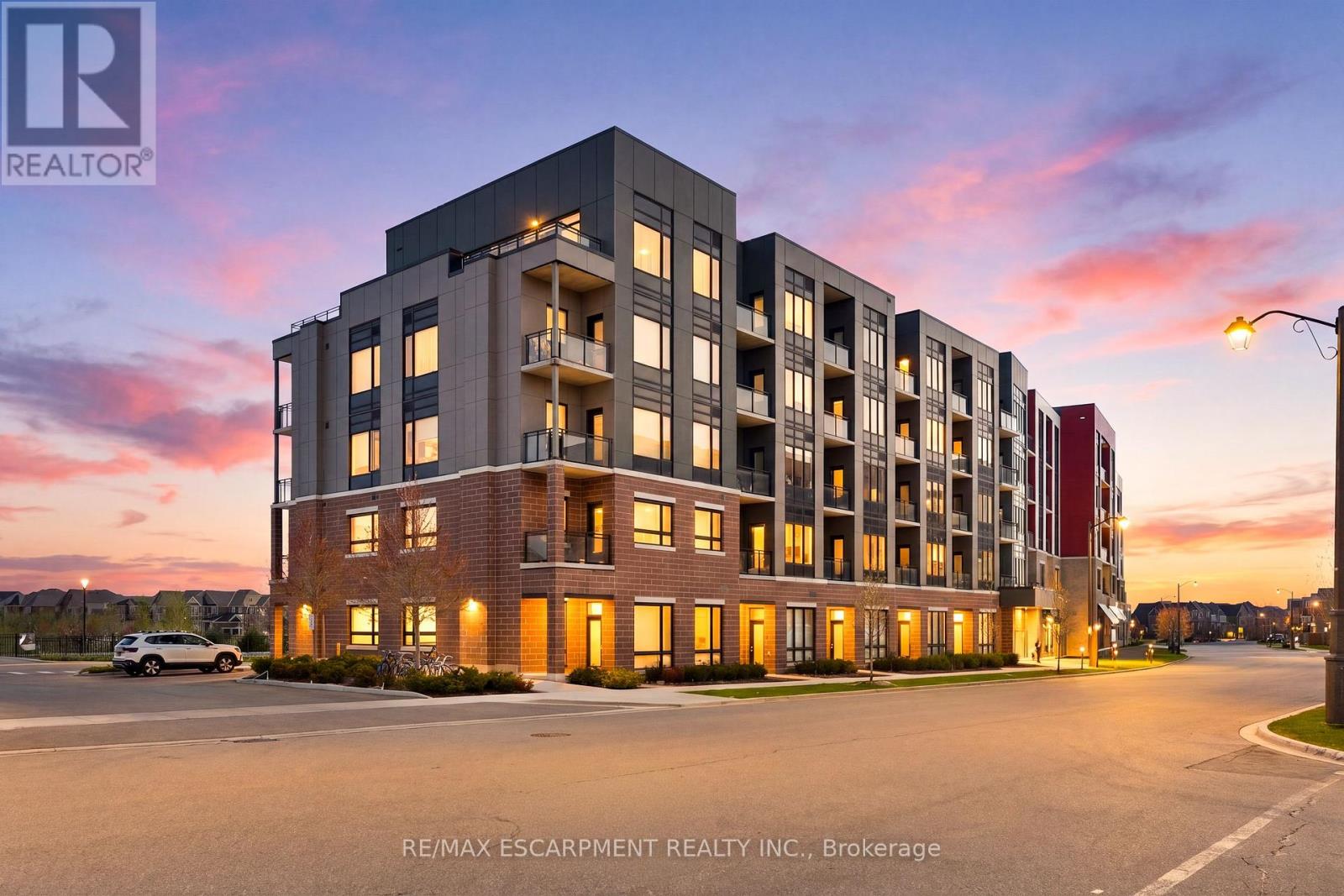 407 - 3265 CARDING MILL TRAIL, Oakville, Ontario