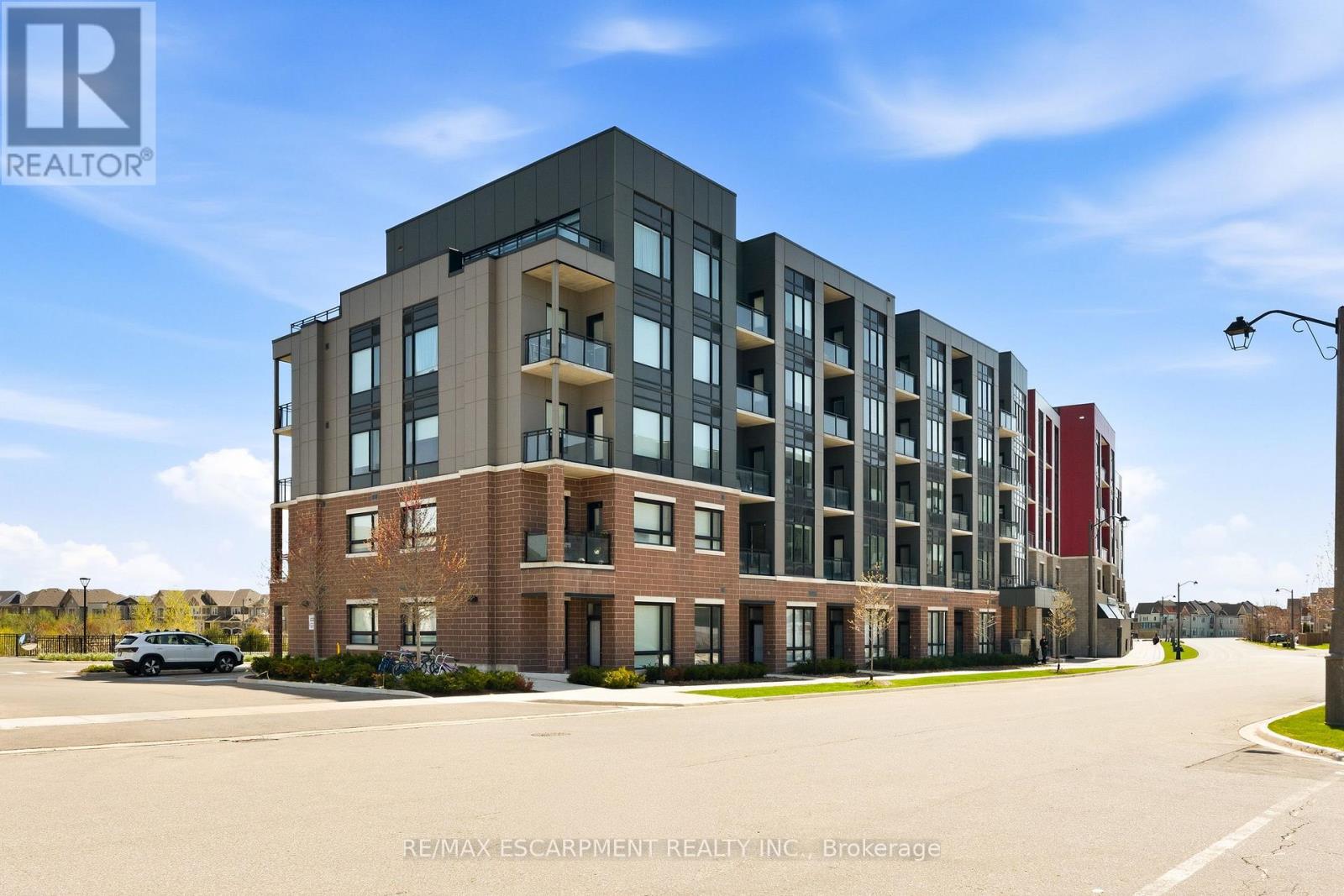 407 - 3265 Carding Mill Trail, Oakville, Ontario  L6M 0W6 - Photo 3 - W13097282