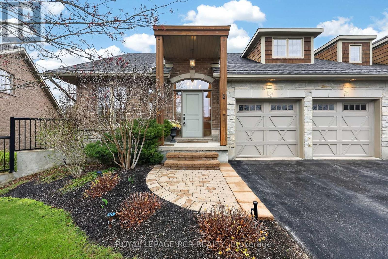 5 - 1 REDDINGTON DRIVE, Caledon, Ontario