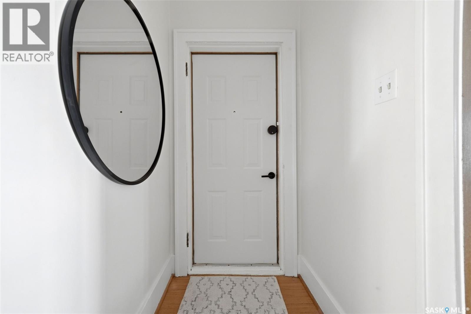 2429 Wallace Street, Regina, Saskatchewan  S4N 4B2 - Photo 2 - SK035236