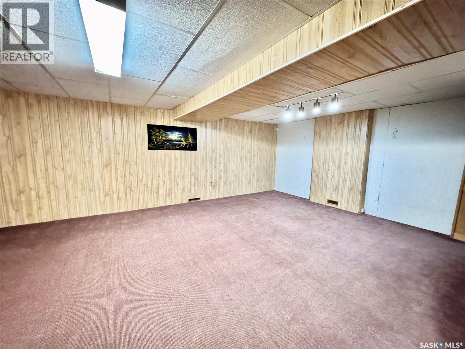 624 7th Street E, Prince Albert, Saskatchewan  S6V 0S8 - Photo 11 - SK035267
