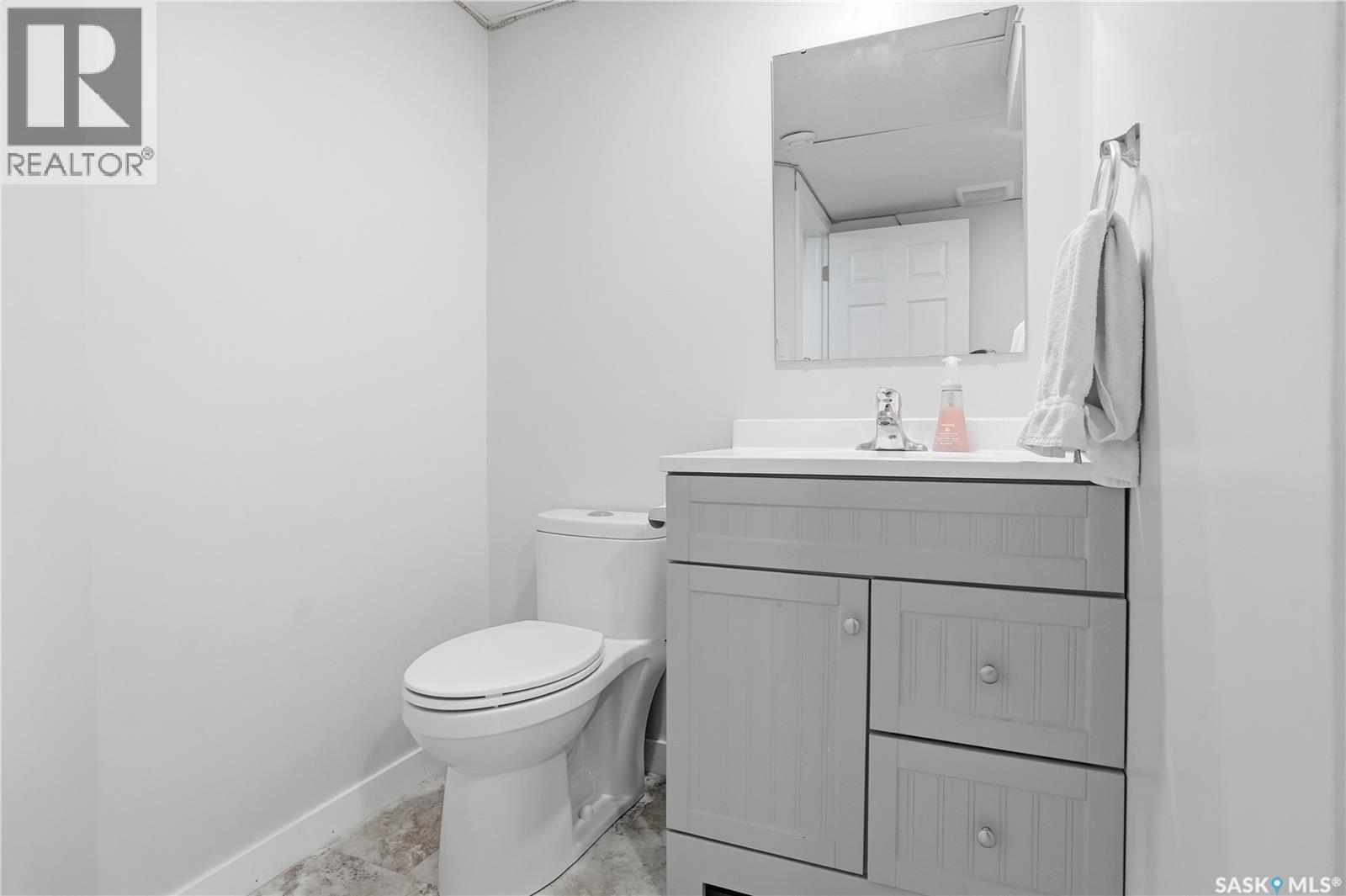 78 Vernon Crescent, Regina, Saskatchewan  S4R 7P5 - Photo 39 - SK035117