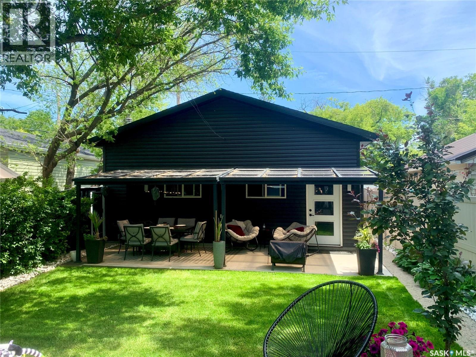 2429 Wallace Street, Regina, Saskatchewan  S4N 4B2 - Photo 35 - SK035236