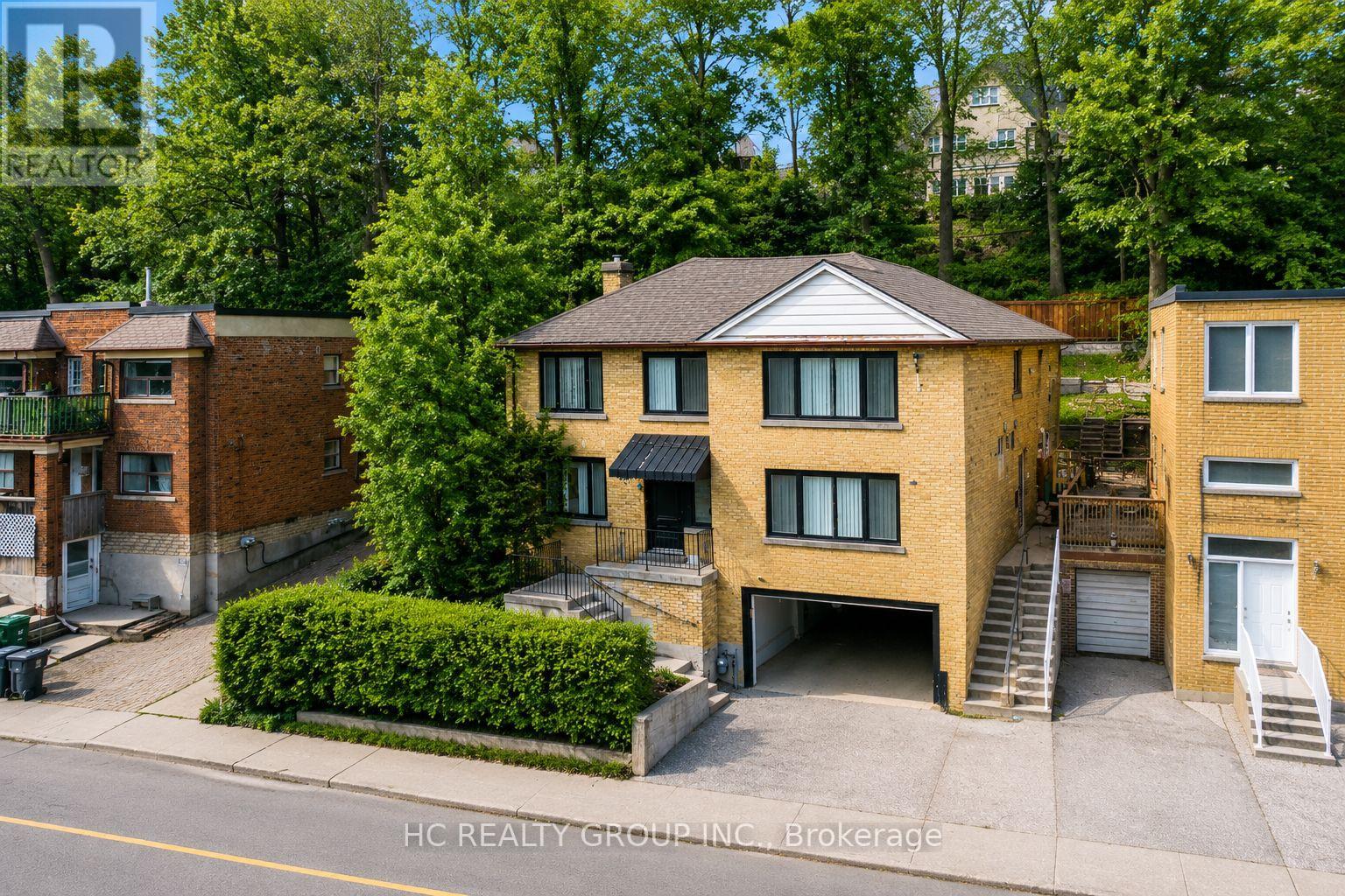 840 Davenport Road, Toronto, Ontario  M6G 2B6 - Photo 3 - C13088084