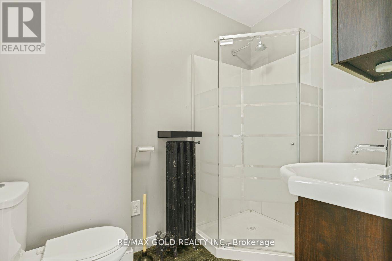 2 - 23 Avenue Place, Welland, Ontario  L3B 4B2 - Photo 8 - X13096932