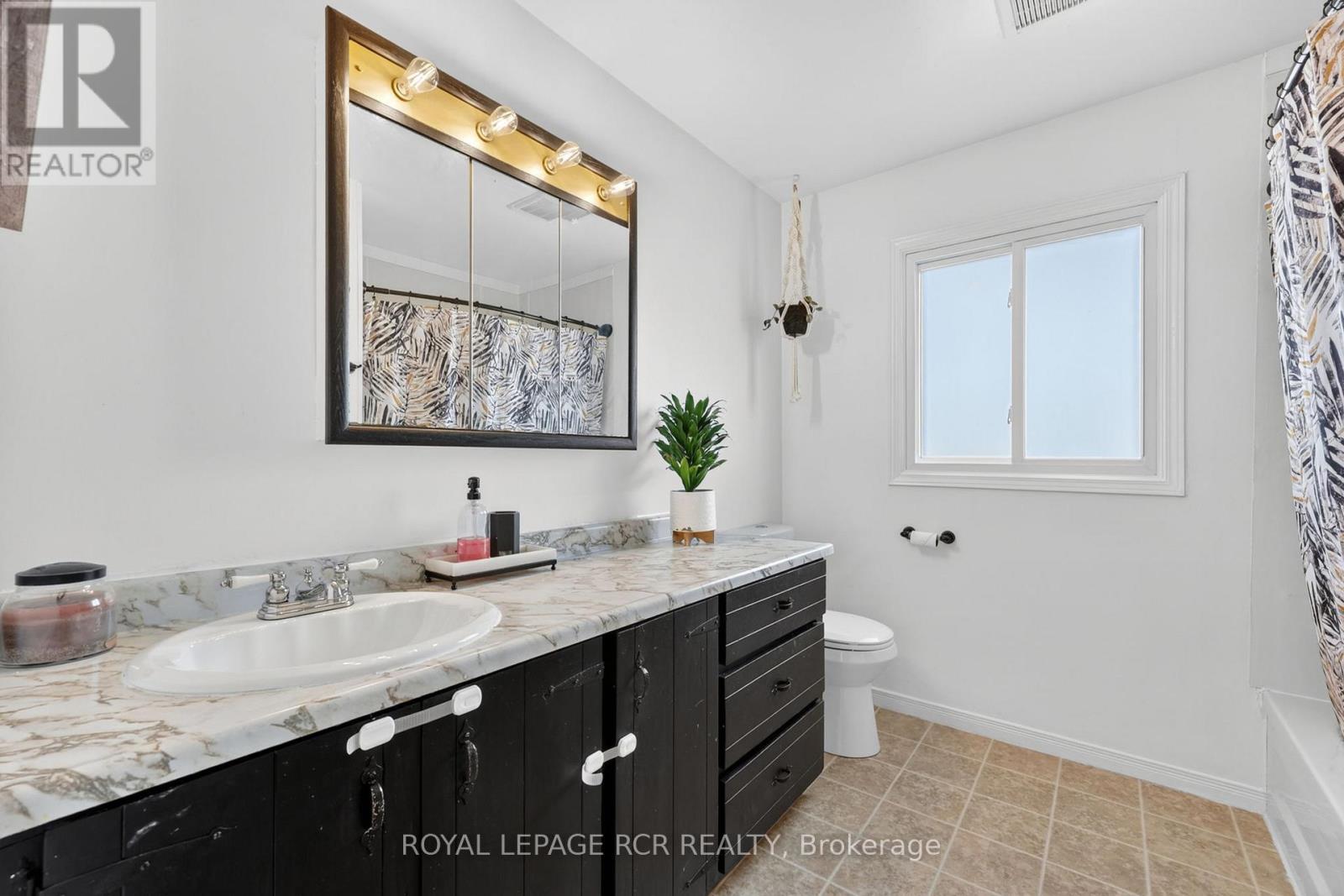 225 Carrol Street, Wellington North, Ontario  N0G 1A0 - Photo 27 - X13096980