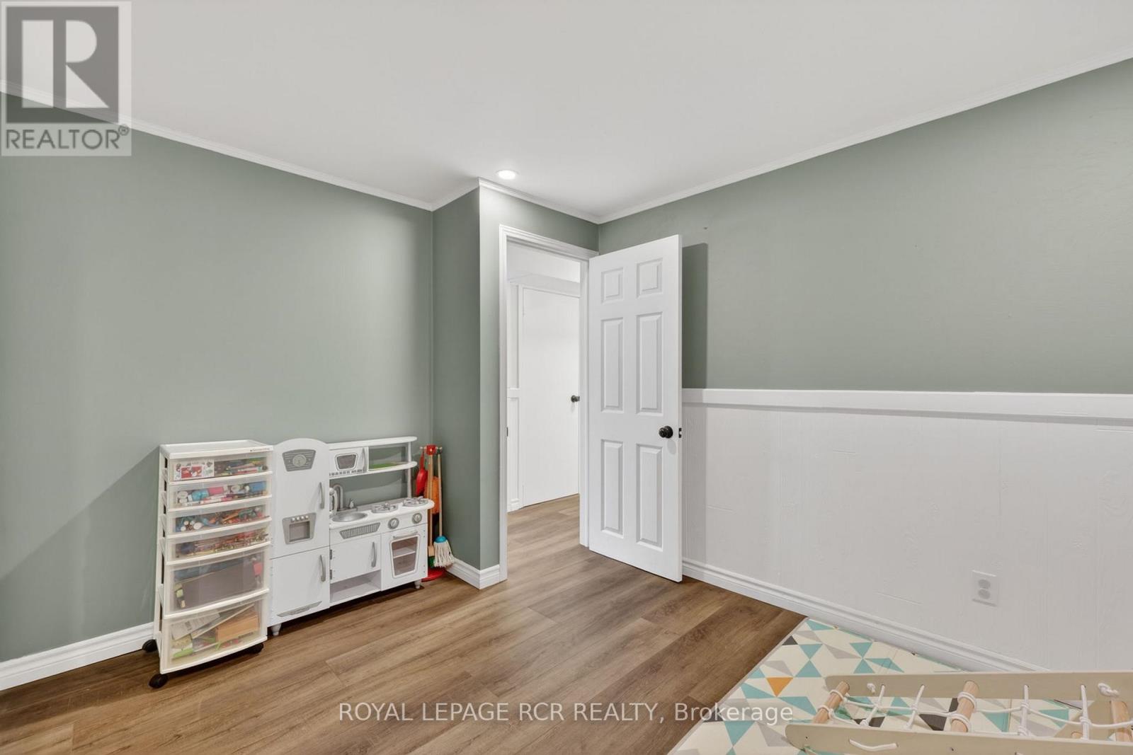 225 Carrol Street, Wellington North, Ontario  N0G 1A0 - Photo 34 - X13096980