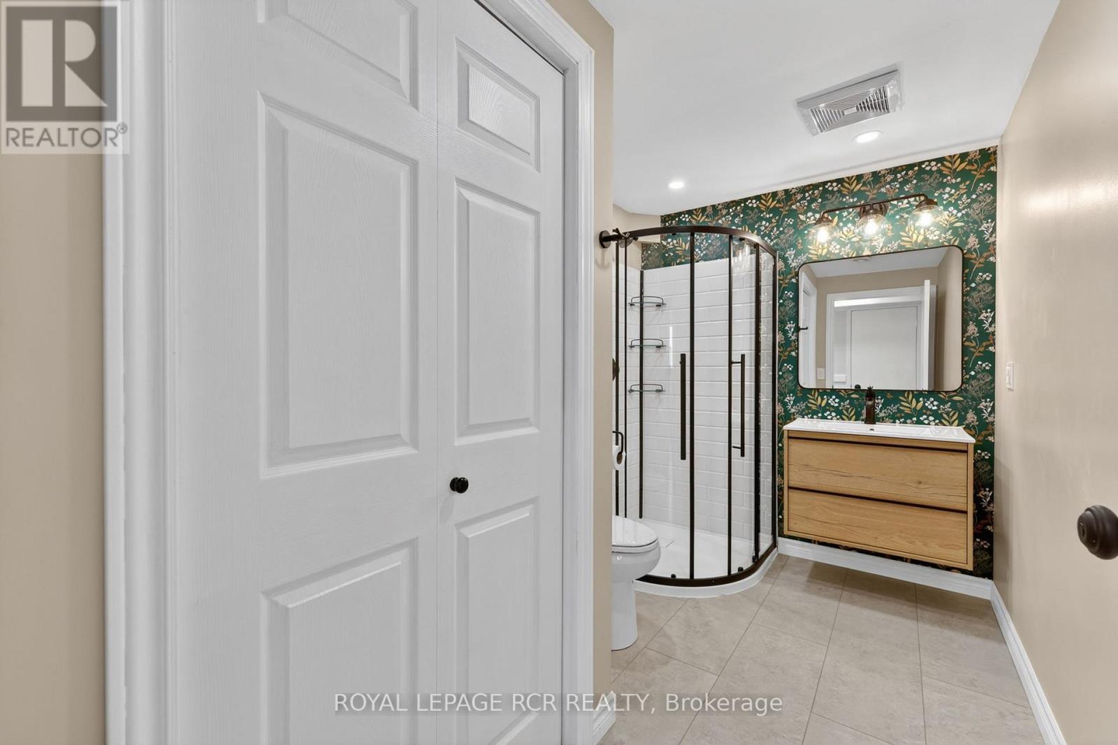 225 Carrol Street, Wellington North, Ontario  N0G 1A0 - Photo 35 - X13096980