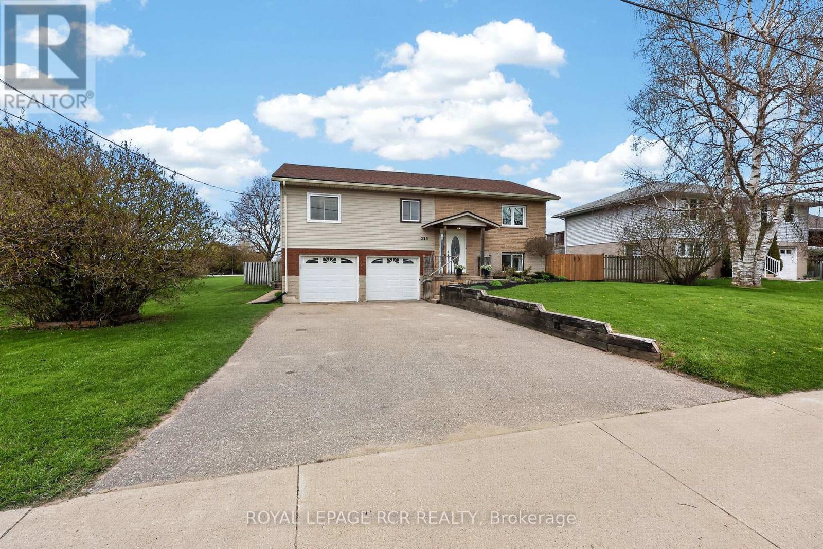 225 Carrol Street, Wellington North, Ontario  N0G 1A0 - Photo 4 - X13096980