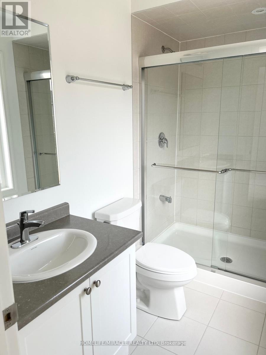 90 Milt Schmidt Street, Kitchener, Ontario  N2R 0T2 - Photo 12 - X13097038