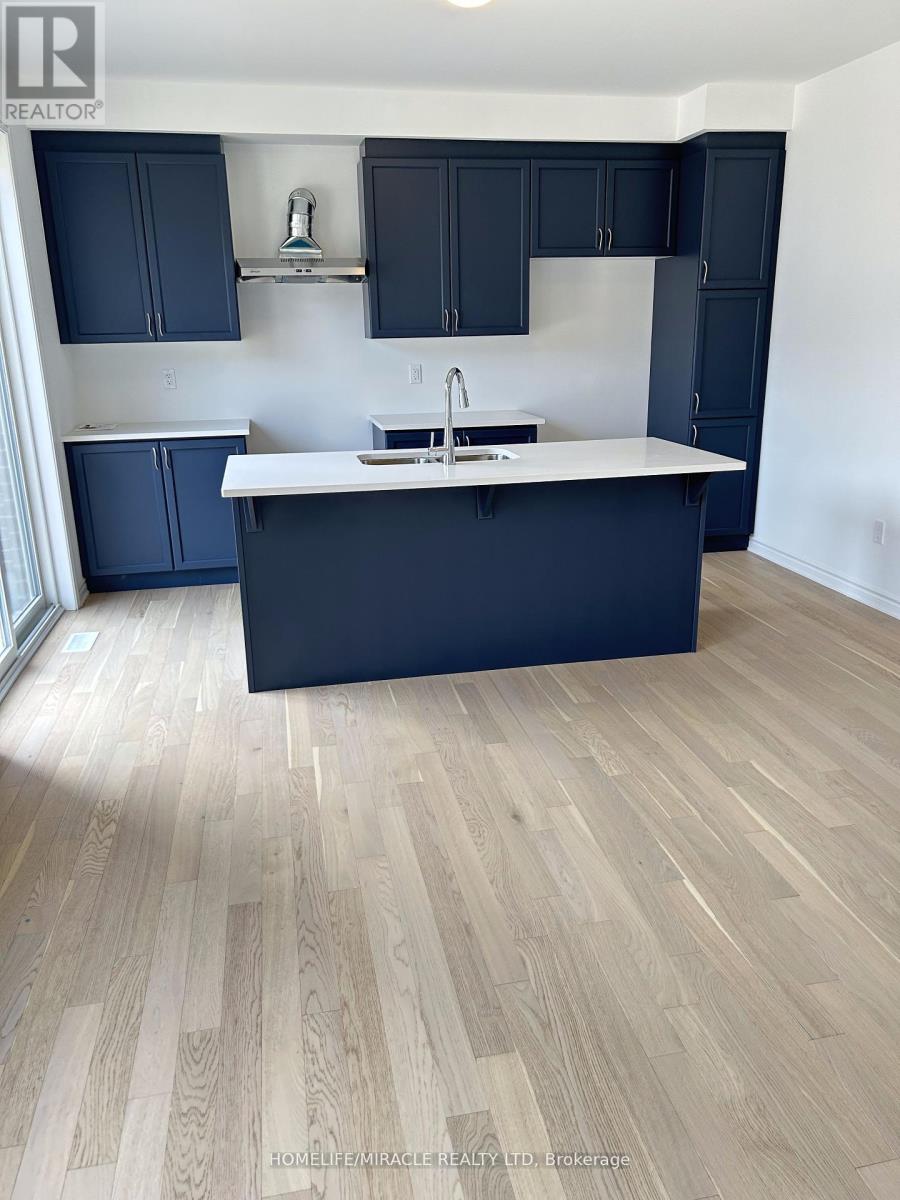 90 Milt Schmidt Street, Kitchener, Ontario  N2R 0T2 - Photo 4 - X13097038