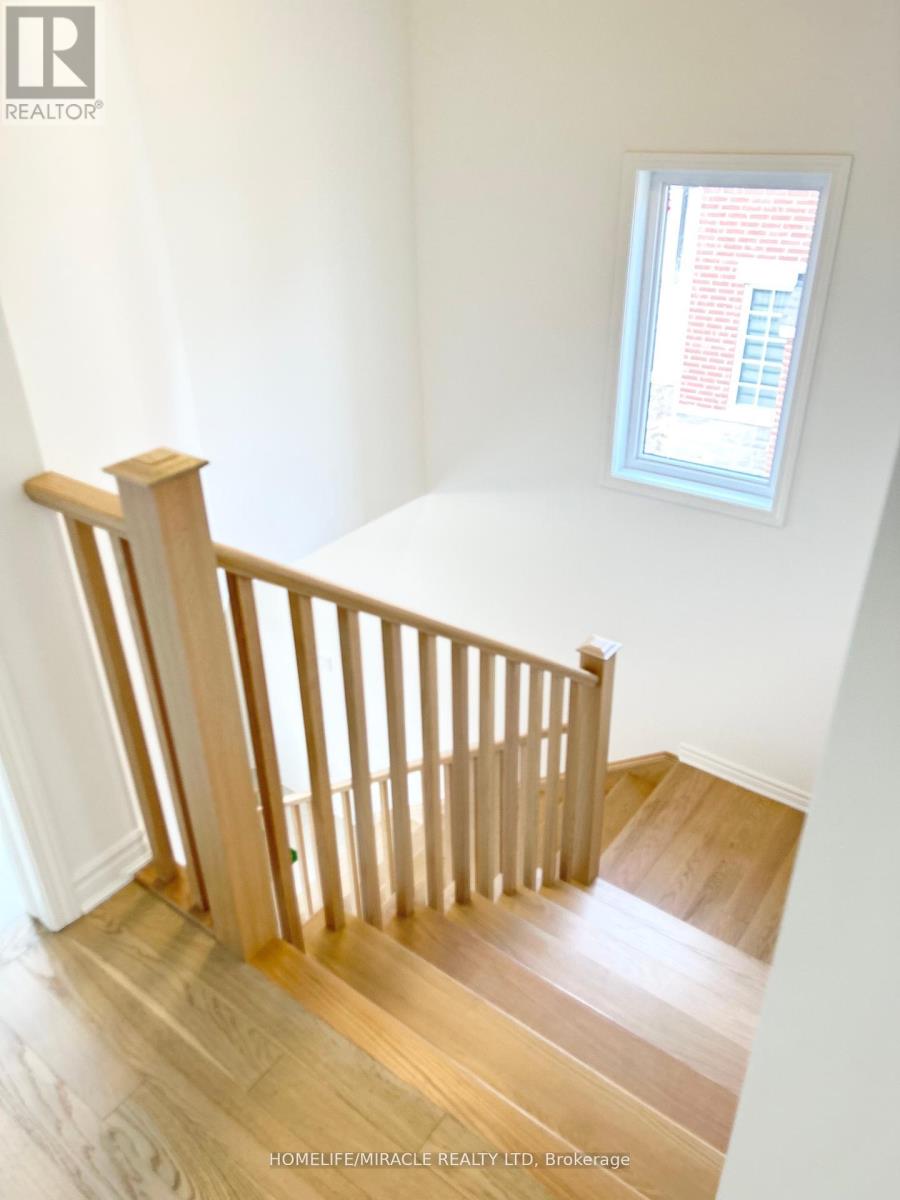 90 Milt Schmidt Street, Kitchener, Ontario  N2R 0T2 - Photo 7 - X13097038
