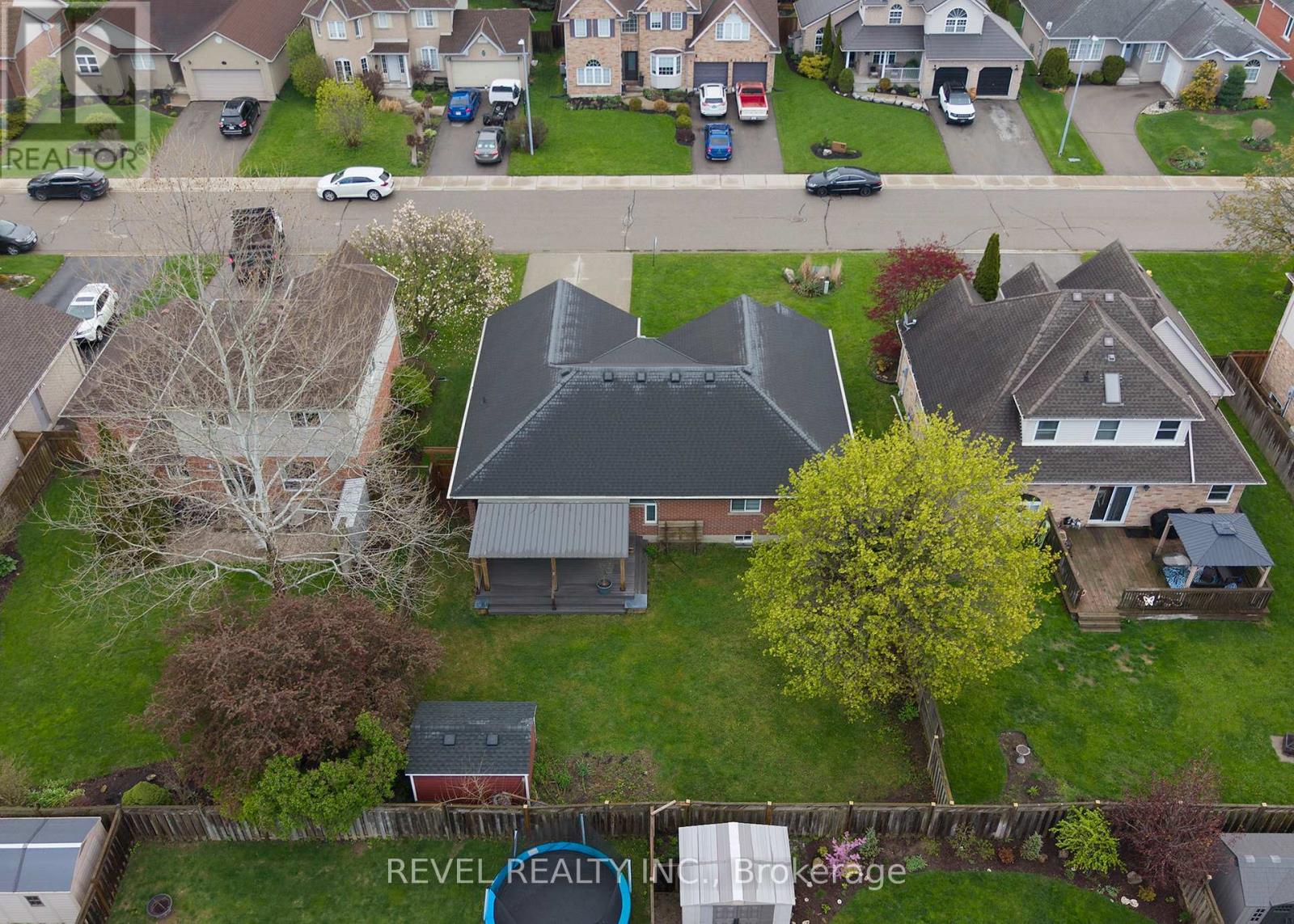 15 Dogwood Drive, Tillsonburg, Ontario  N4G 5S5 - Photo 28 - X13097046