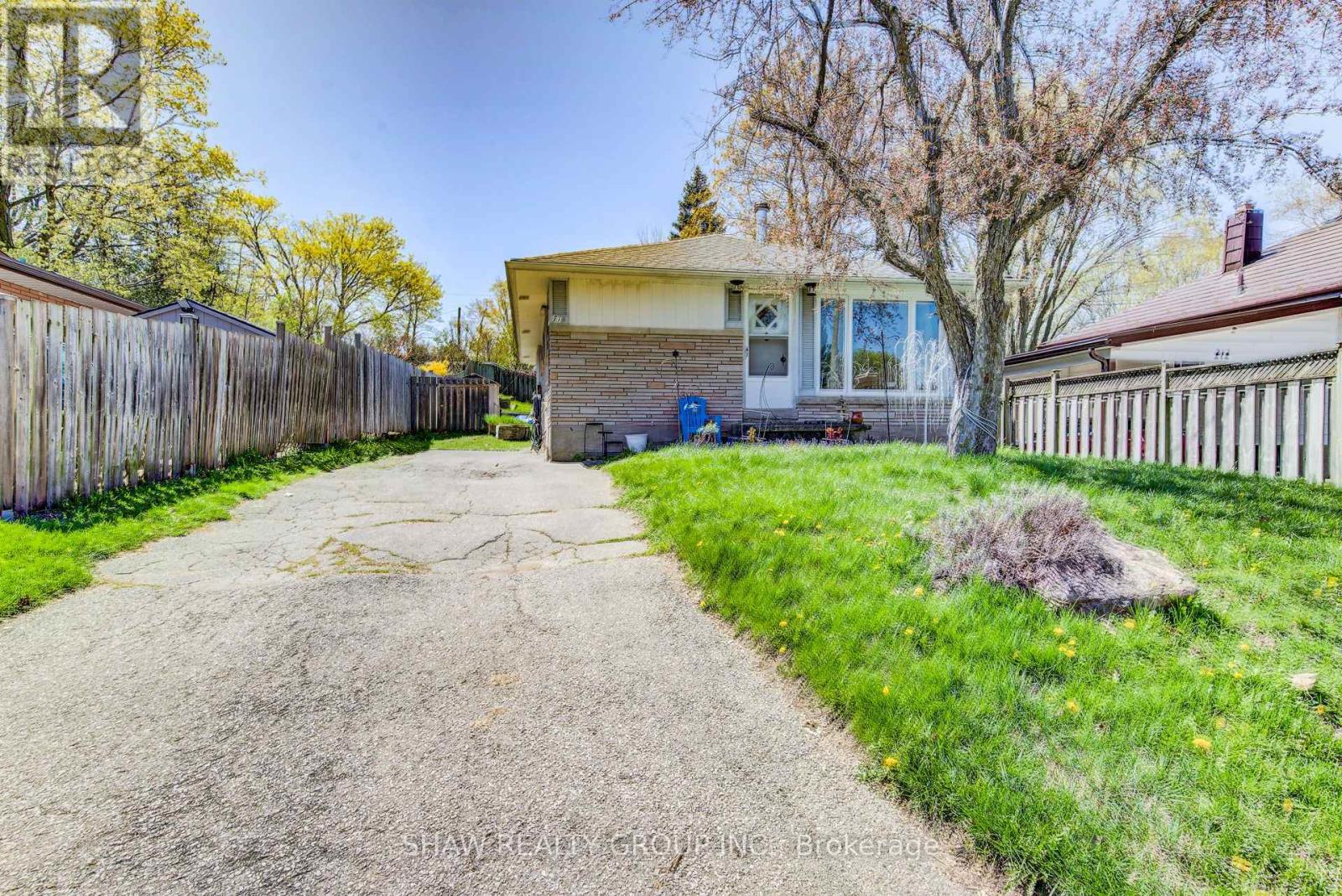 216 Hungerford Road, Cambridge, Ontario  N3C 2R4 - Photo 2 - X13097054
