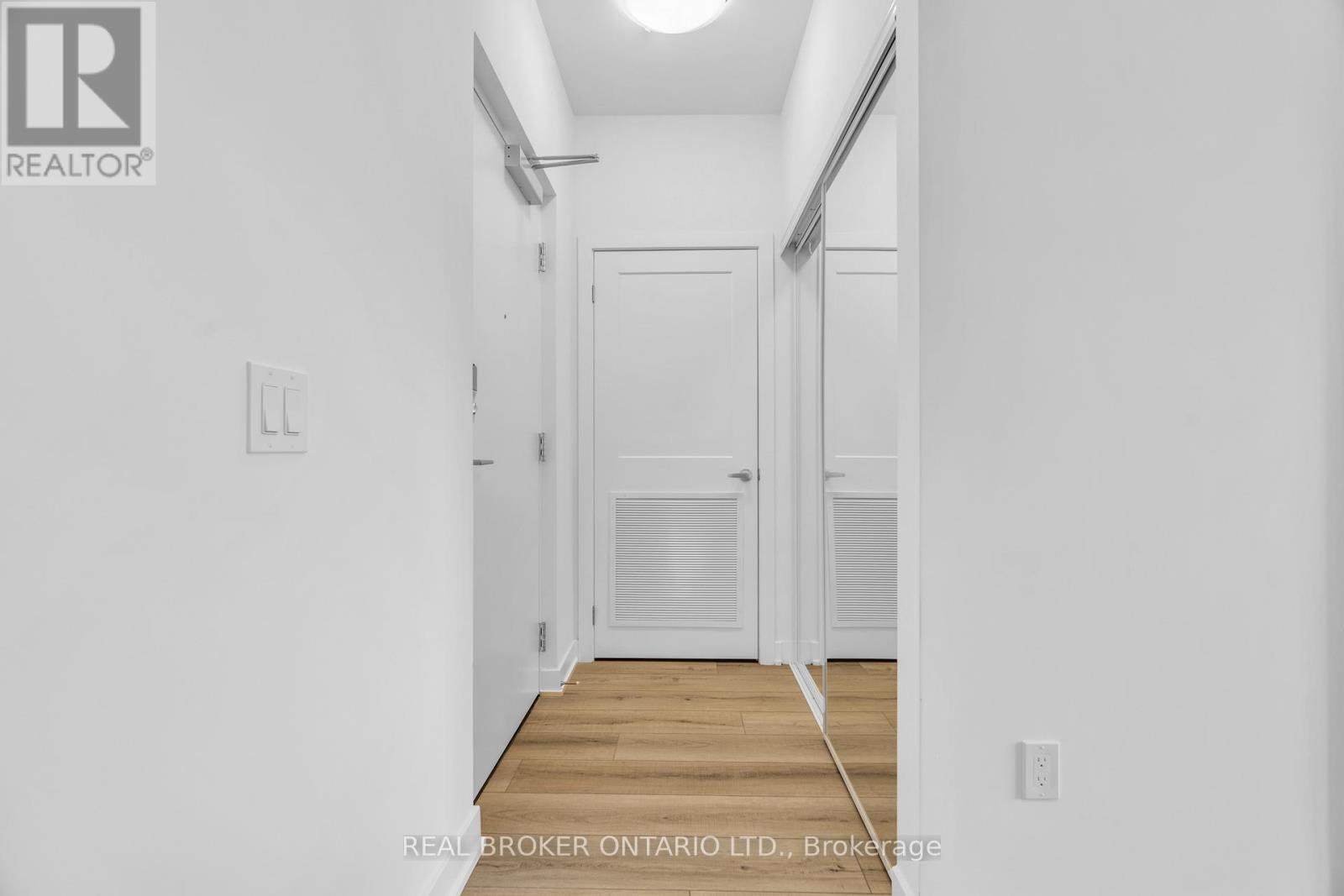 310 - 312 Erb Street W, Waterloo, Ontario  N2L 1W3 - Photo 12 - X13097110