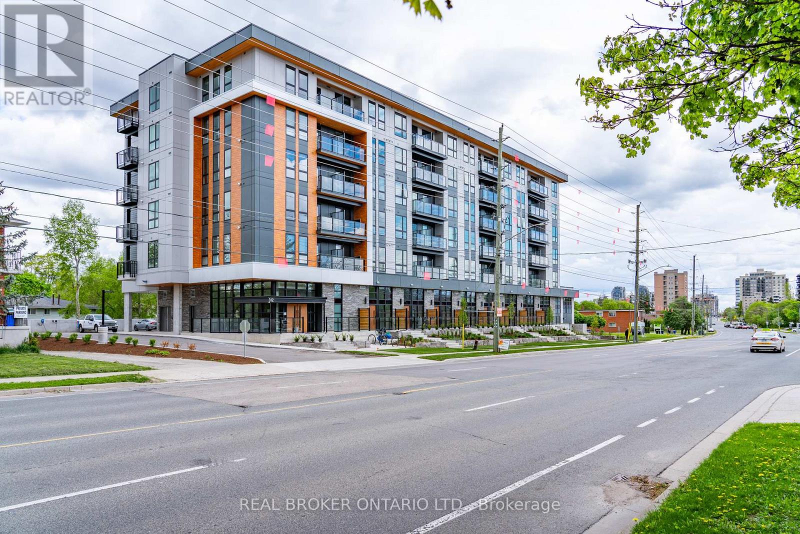 310 - 312 Erb Street W, Waterloo, Ontario  N2L 1W3 - Photo 8 - X13097110