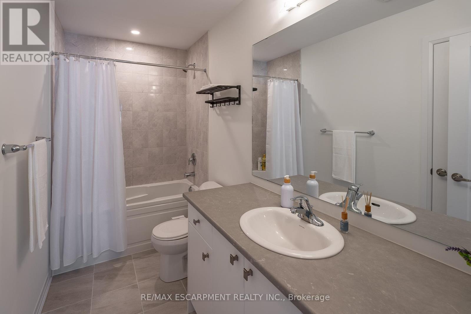 26 Feather Road, Welland, Ontario  L3B 0P3 - Photo 19 - X13097144