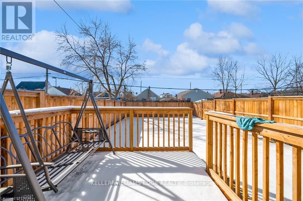B - 16 Prospect Avenue, St. Catharines, Ontario  L2M 5K1 - Photo 13 - X13097274