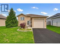 17 BARNETT STREET W, North Perth, Ontario