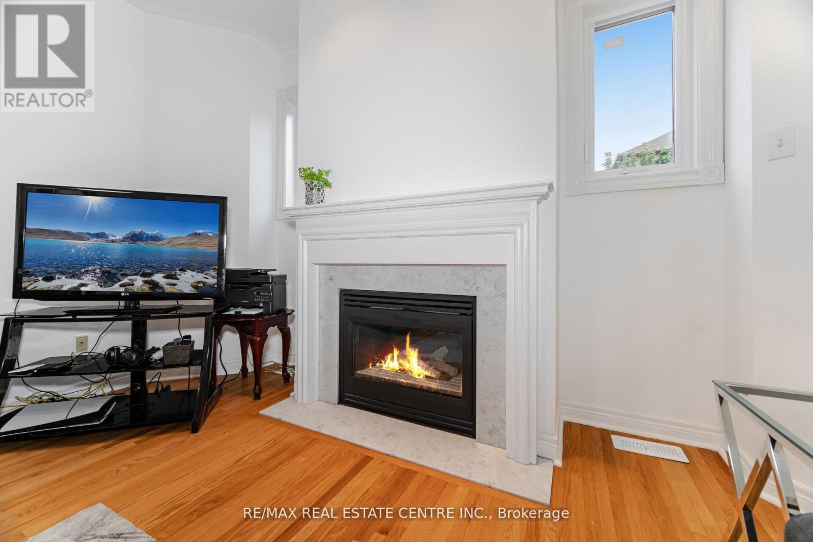 24 Futura Avenue, Richmond Hill, Ontario  L4S 1V2 - Photo 7 - N13096718