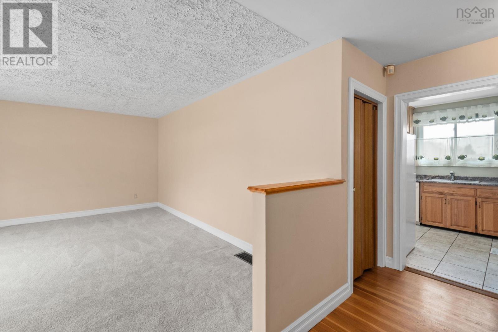 1 Plymouth Street, Halifax, Nova Scotia  B3M 2S1 - Photo 6 - 202610091