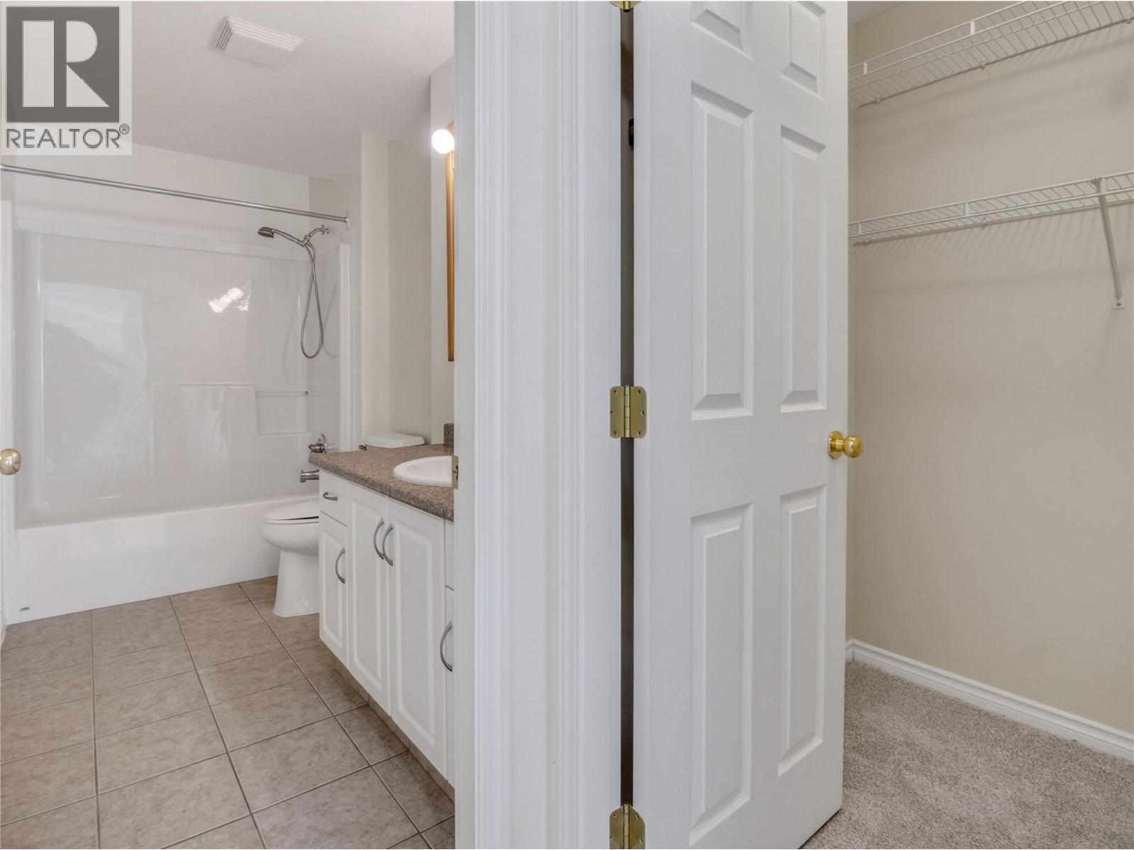 2285 Atkinson Street Unit# 404, Penticton, British Columbia  V2A 8R7 - Photo 22 - 10384995