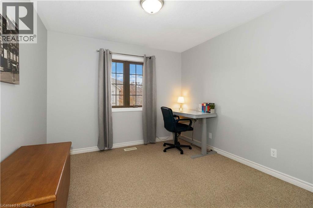 12 Brantwood Park Road Unit# D2, Brantford, Ontario  N3P 1G2 - Photo 21 - 40803790