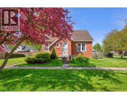 17 Grand AVENUE, Wallaceburg, Ontario