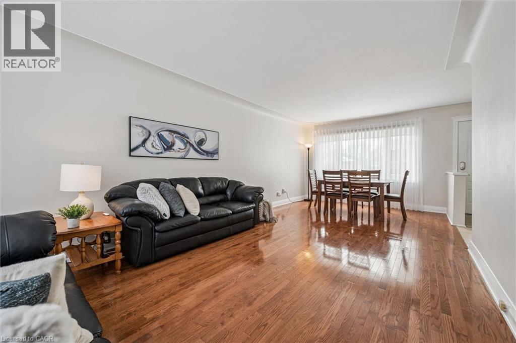 390 Dumfries Avenue, Kitchener, Ontario  N2H 2G1 - Photo 8 - 40818027
