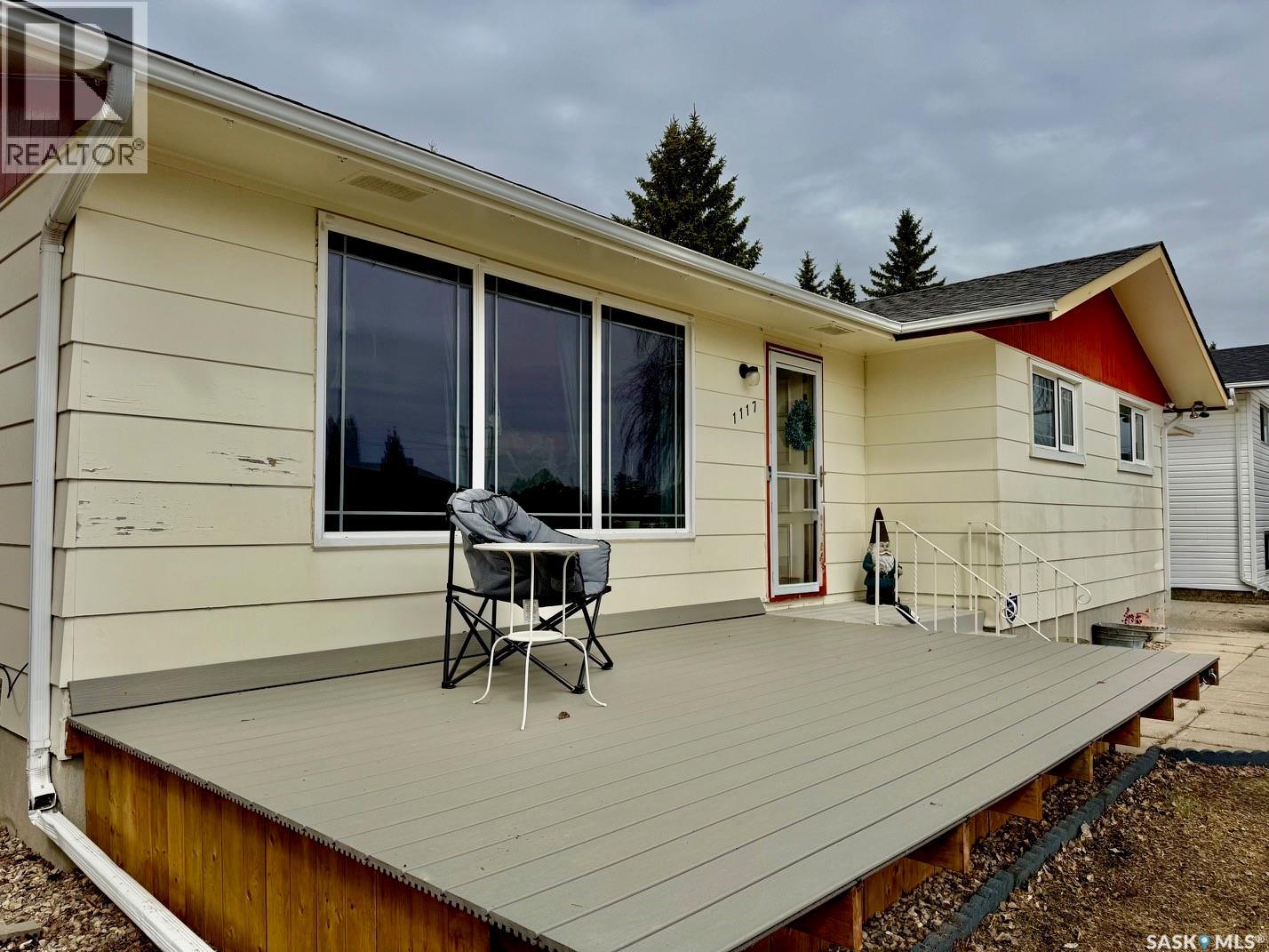 1117 10th Street, Humboldt, Saskatchewan  S0K 2A0 - Photo 2 - SK031130