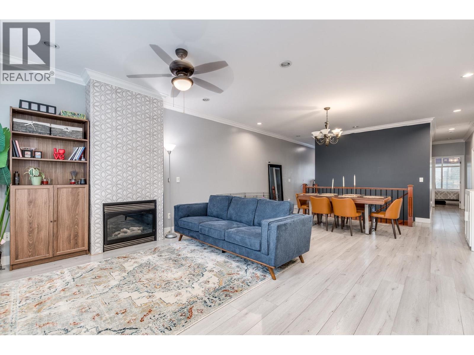 5131 Manor Street, Burnaby, British Columbia  V5G 1B4 - Photo 3 - R3082203