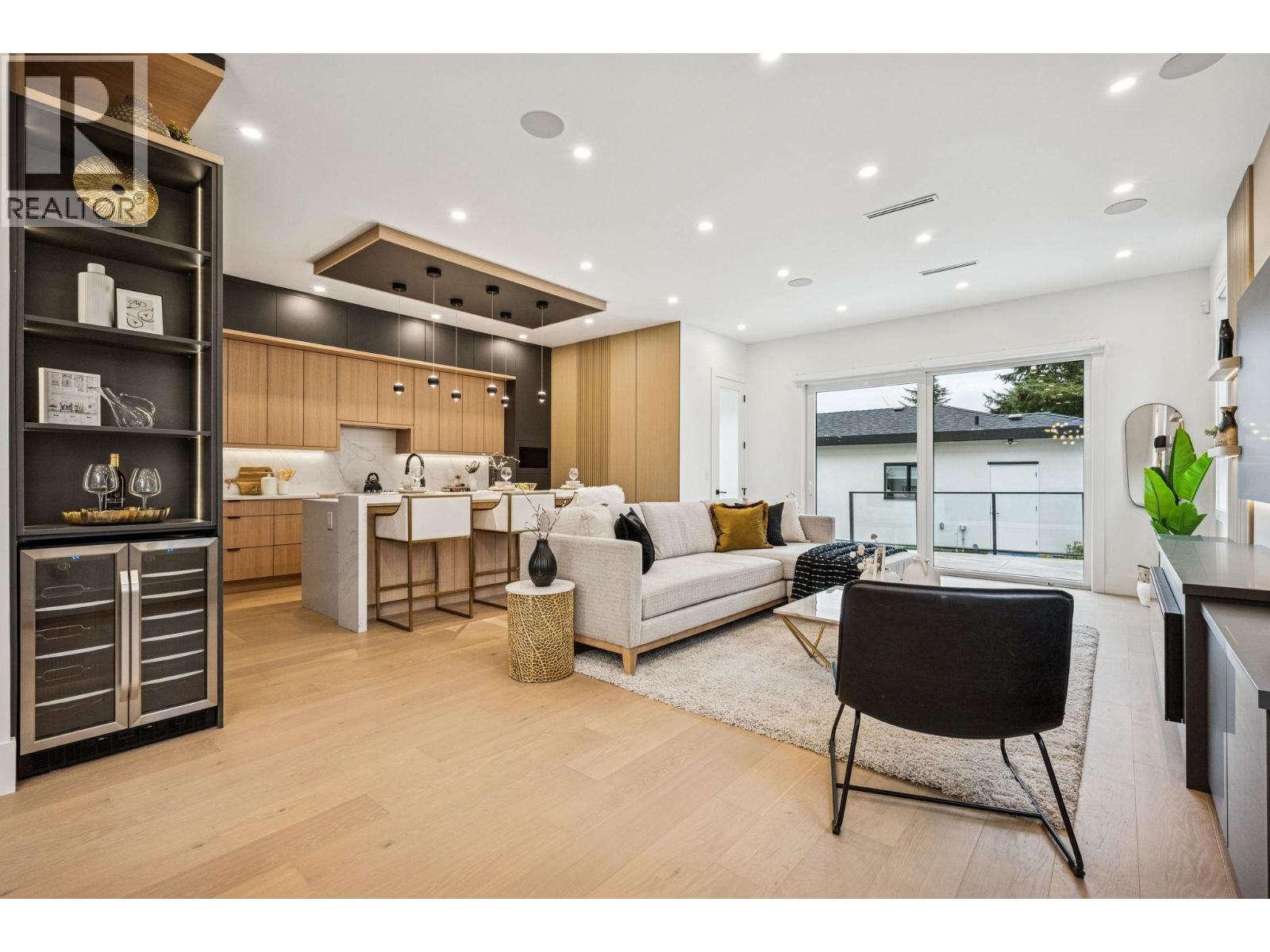 2 6362 Curtis Street, Burnaby, British Columbia  V5B 2A5 - Photo 5 - R3120764