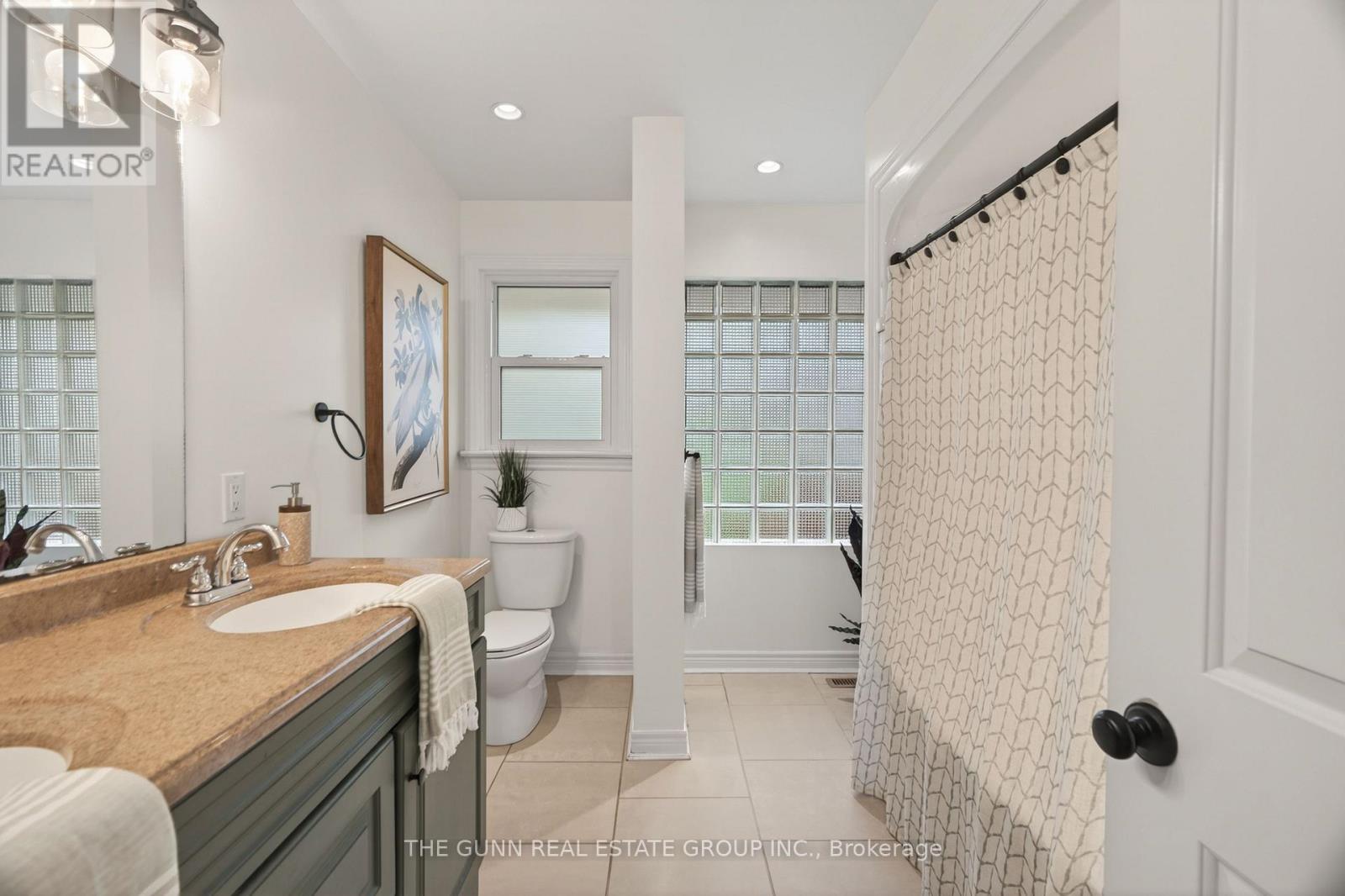 583 Oakridge Drive, London North, Ontario  N6H 3G3 - Photo 26 - X13097326