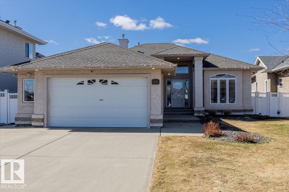 7719 166 AV NW, edmonton, Alberta
