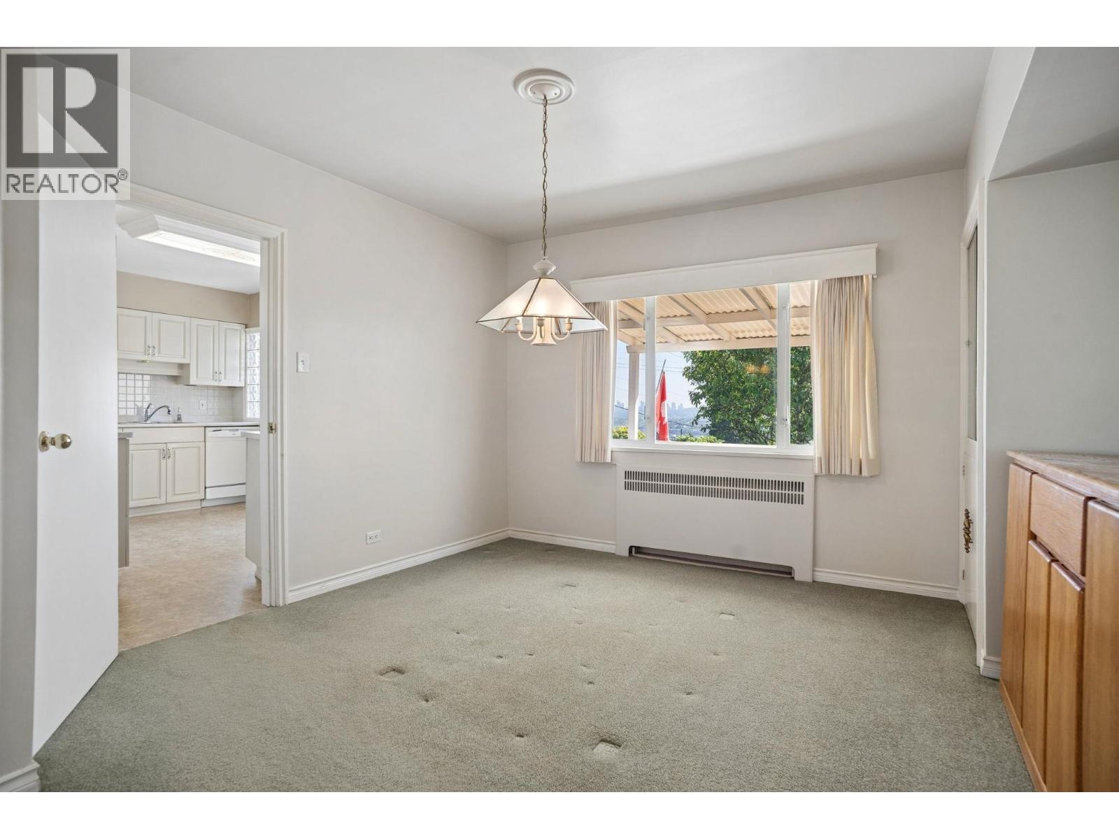 657 E Keith Road, North Vancouver, British Columbia  V7L 1W4 - Photo 9 - R3120792