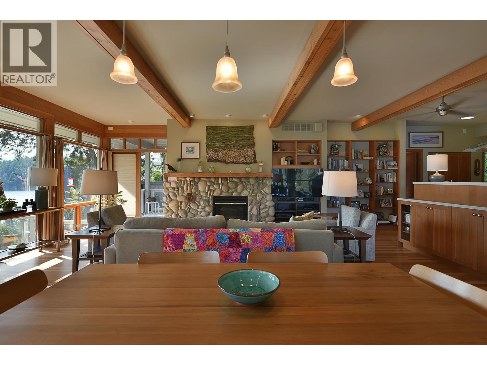 5388 Sans Souci Road, Halfmoon Bay, British Columbia  V0N 1Y2 - Photo 10 - R3120827