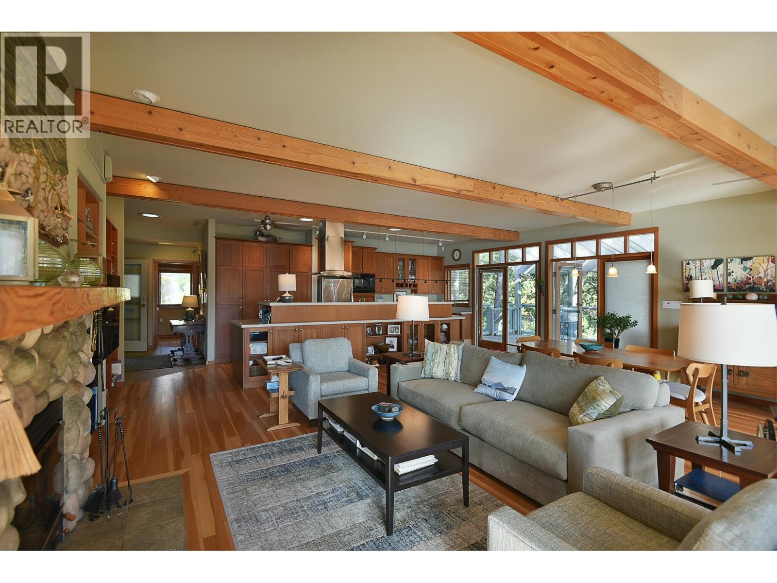 5388 Sans Souci Road, Halfmoon Bay, British Columbia  V0N 1Y2 - Photo 6 - R3120827