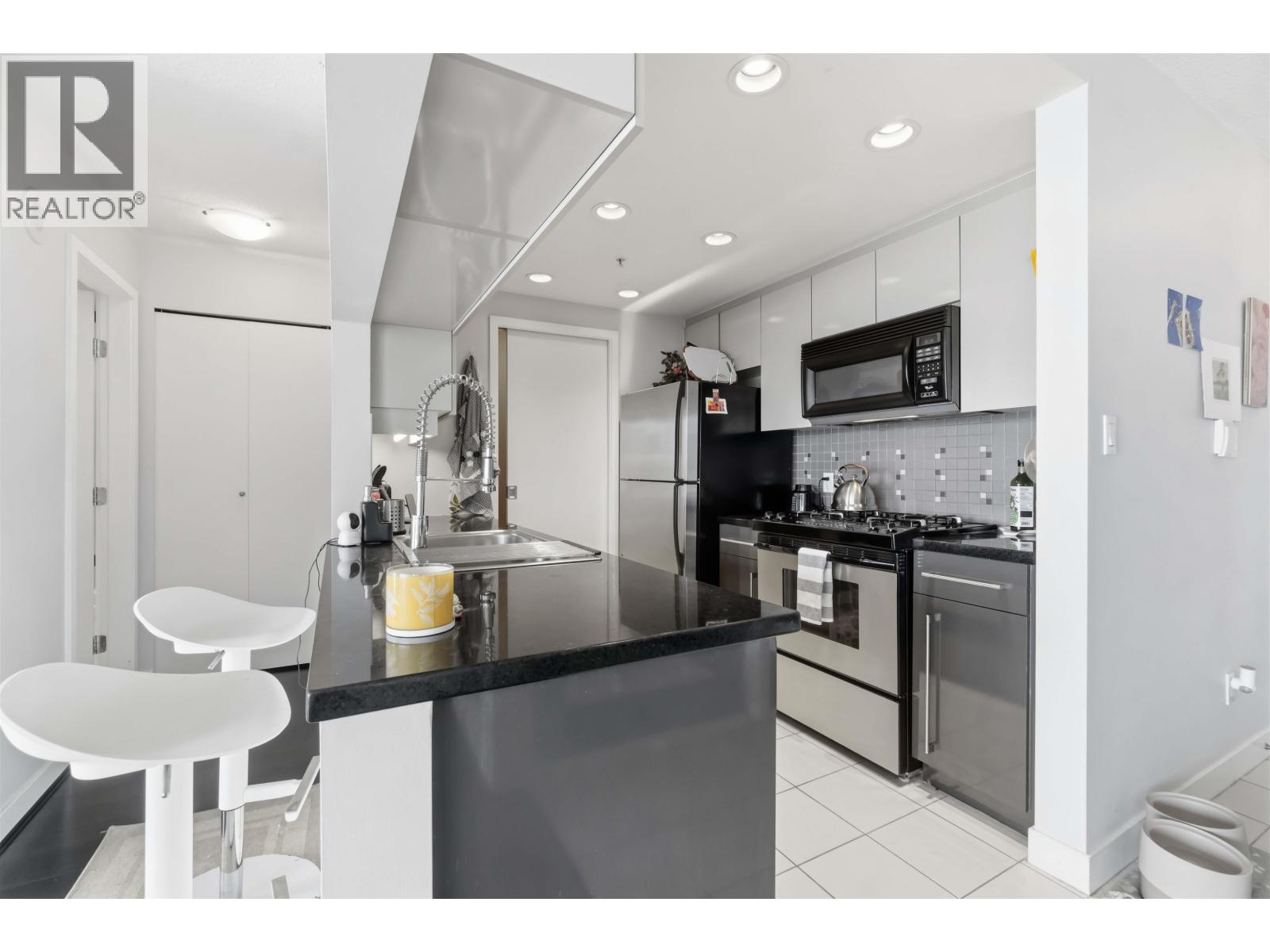 908 1408 Strathmore Mews, Vancouver, British Columbia  V6Z 3A9 - Photo 27 - R3120641