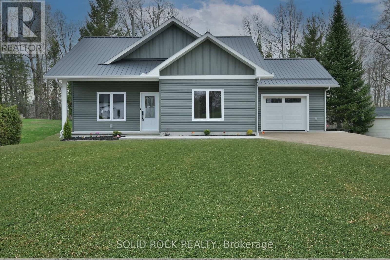 522 HEATHER PLACE, Whitewater Region, Ontario