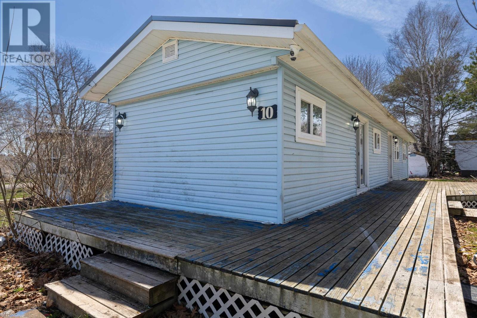 10 Manor Drive, Charlottetown, Prince Edward Island  C1A 6R3 - Photo 4 - 202610095