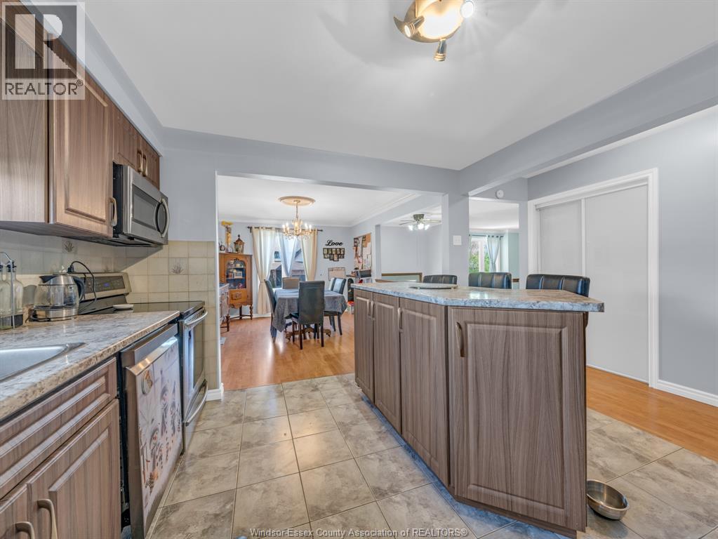 2379 Via Vita, Windsor, Ontario  N9E 4G5 - Photo 14 - 26010415