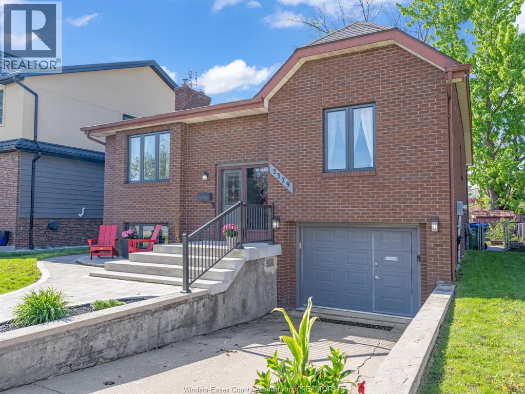2379 Via Vita, Windsor, Ontario  N9E 4G5 - Photo 4 - 26010415