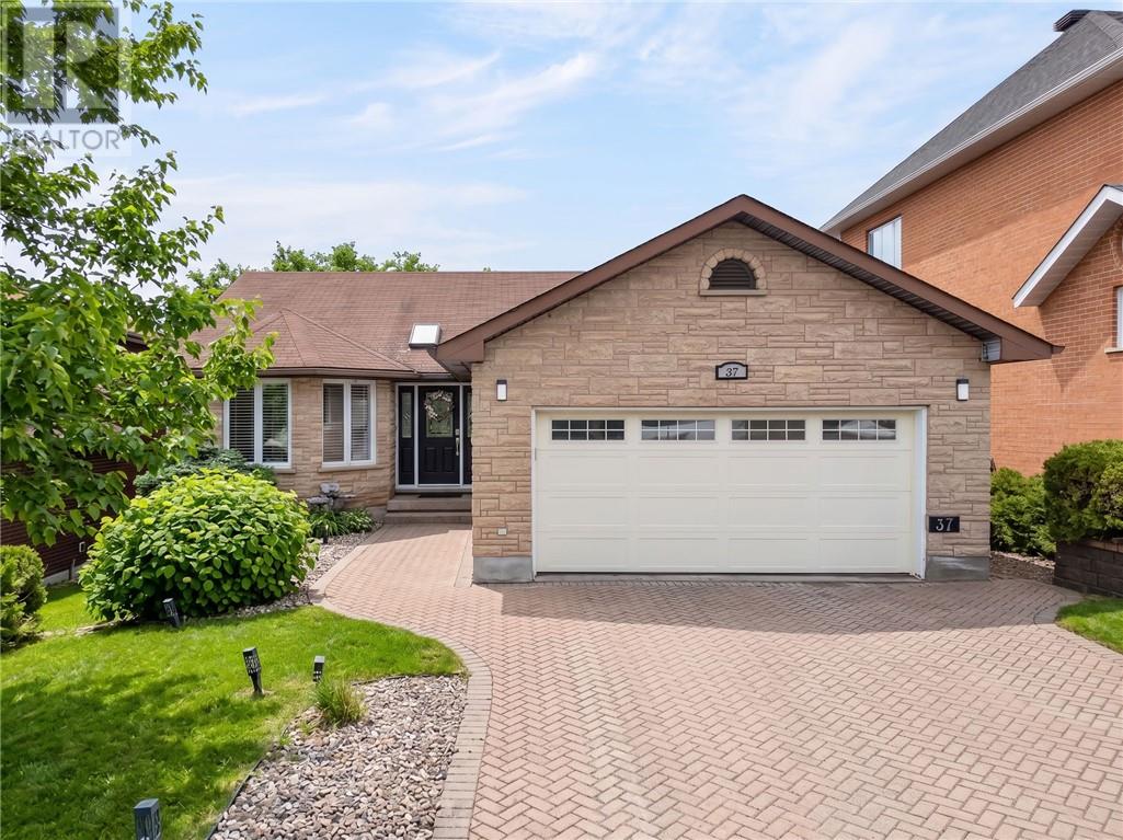 37 Forestdale Drive, Sudbury, Ontario  P3A 5X1 - Photo 2 - 2127613