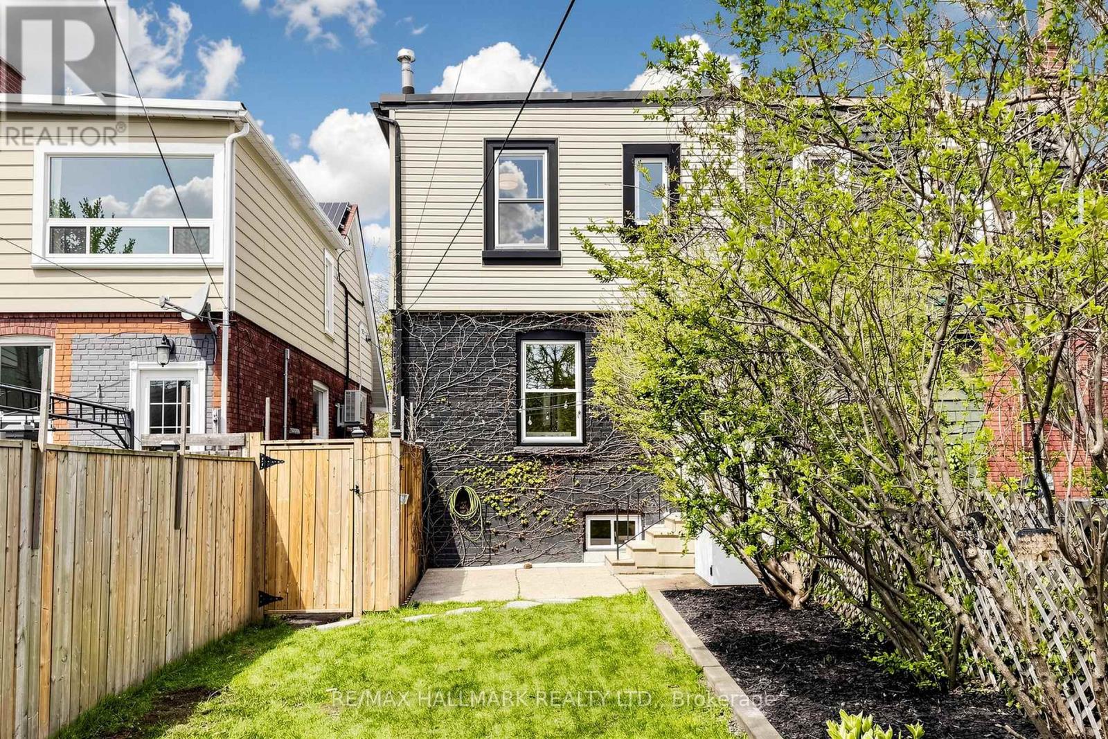 301 Wolverleigh Boulevard, Toronto, Ontario  M4C 1S5 - Photo 41 - E13087734