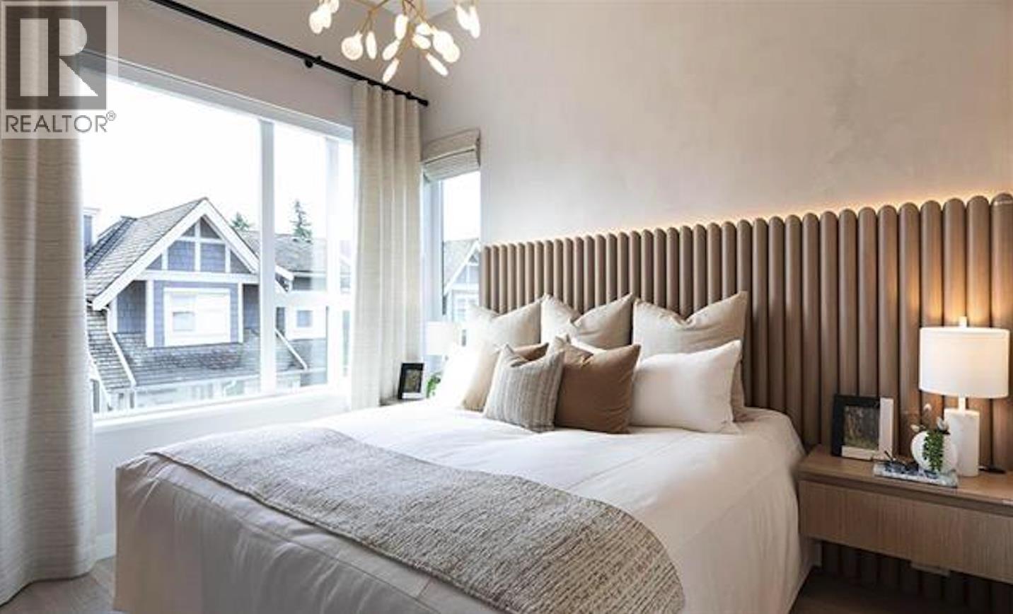 6 2728 Acadia Road, Vancouver, British Columbia  V6T 0E6 - Photo 3 - R3120613