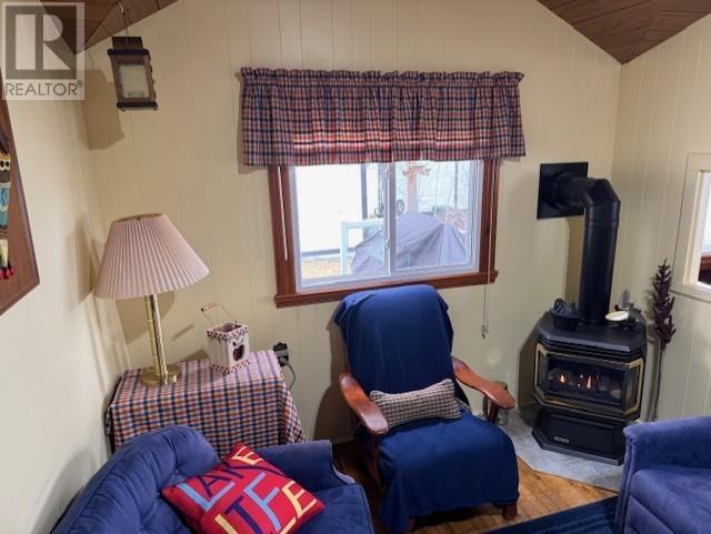 613 Pebbly Beach Rd, Shuniah Township, Ontario  P7A 0X6 - Photo 9 - TB2600934